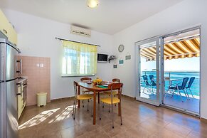 Apartments Ivan Sea View Lun