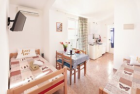 Apartments Mala Dalmacija