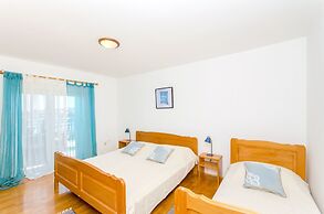 Apartments Bee Maja
