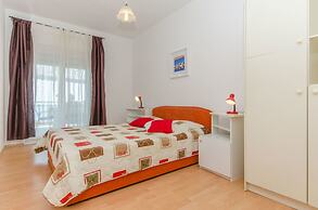 Apartments Bee Maja