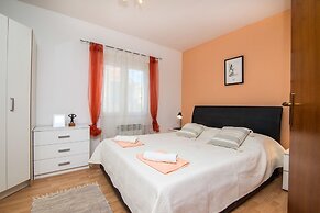 Apartment Maja