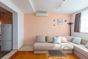 Apartment Maja