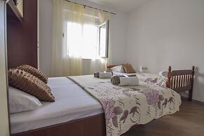 Apartment Pocrnja