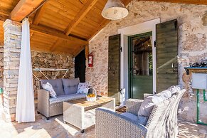 House Dobrila