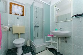 Apartments Jakov