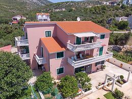 Apartments Mirko