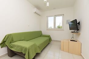 Apartments Djani
