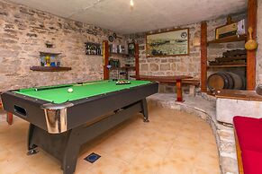 House Ante