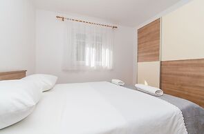 Apartments Iva
