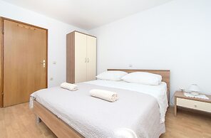 Apartments Iva