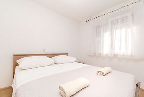 Apartments Iva