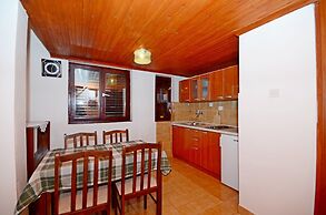 Apartments Aida