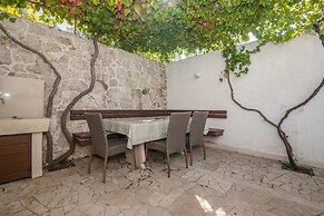 Apartments Ivan