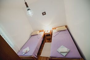Apartments Antun