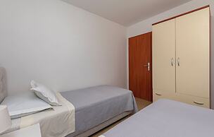 Apartments Adriatic Blue With Pool
