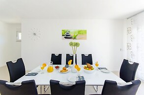 Apartments Villa V