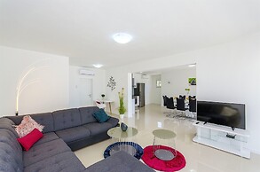 Apartments Villa V