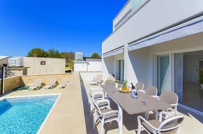 Apartments Villa V