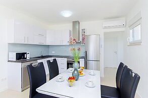 Apartments Villa V