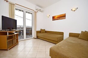 Apartments Ivan by the sea