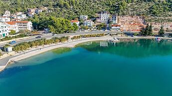Apartments Jakov