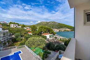 Apartments Jakov