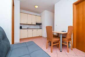 Apartments Jakov