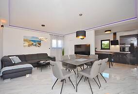 Apartments Villa Casia