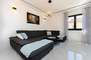 Apartments Villa Casia