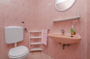 Apartments and Rooms Stjepan
