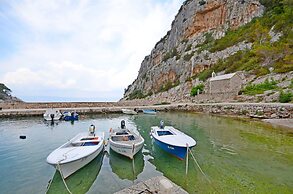 Apartments and Rooms Stjepan