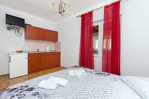 Apartments and Rooms Stjepan
