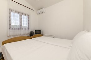 Apartments Mirko