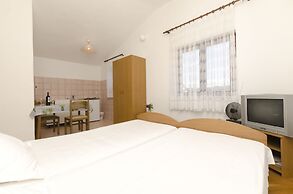 Apartments Mirko