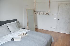 TamB&B