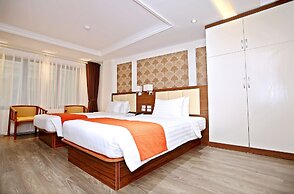 Luckful Hotel