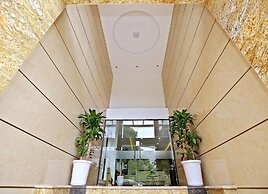 Luckful Hotel