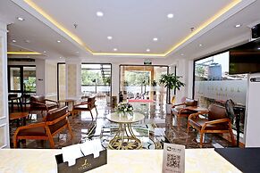 Luckful Hotel