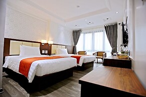 Luckful Hotel