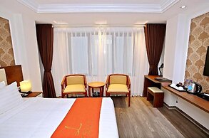 Luckful Hotel