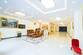 Dinh Gia Hotel