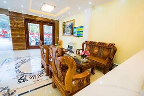 Dinh Gia Hotel