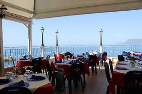 Sea Side Rooms