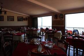 Sea Side Rooms