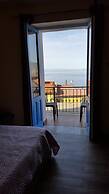 Sea Side Rooms