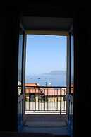 Sea Side Rooms