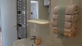 Bonini Apartments - Adults Only