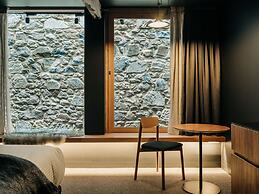 Moss Hotel