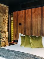 Moss Hotel