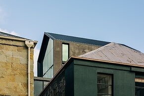Moss Hotel